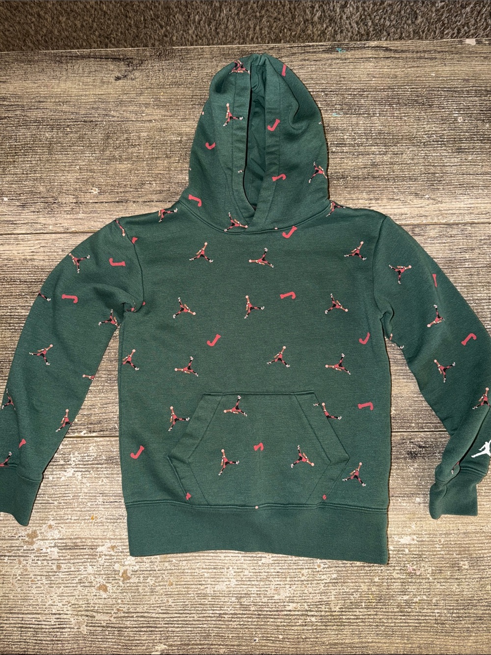 Jordan Nike big boys forest green with Jordan all over print graphic hoodie